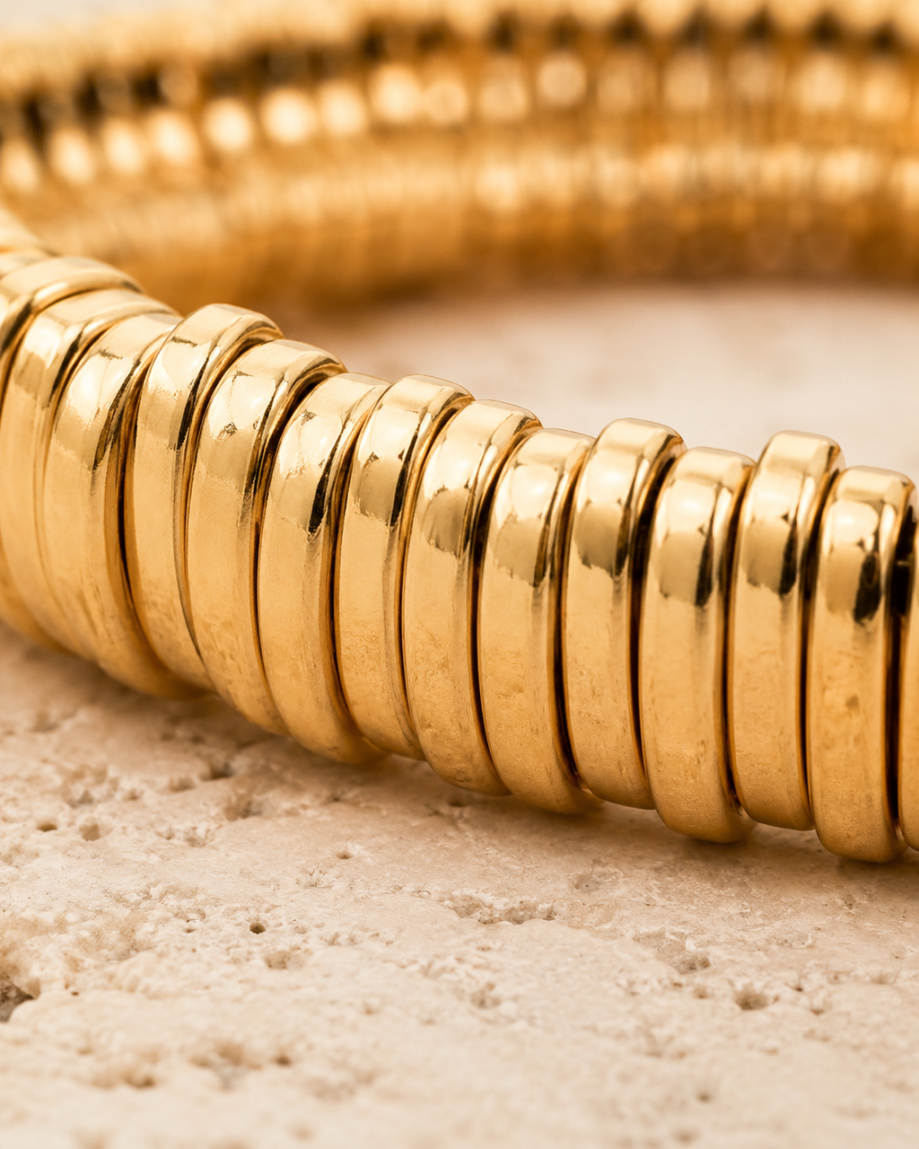 The Nova Gold Stretch Bracelet