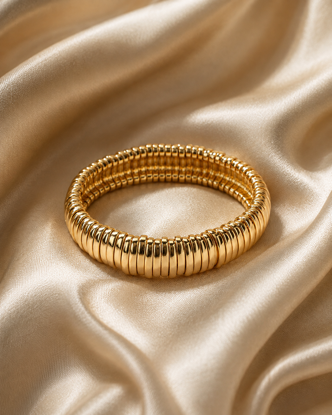 The Nova Gold Stretch Bracelet