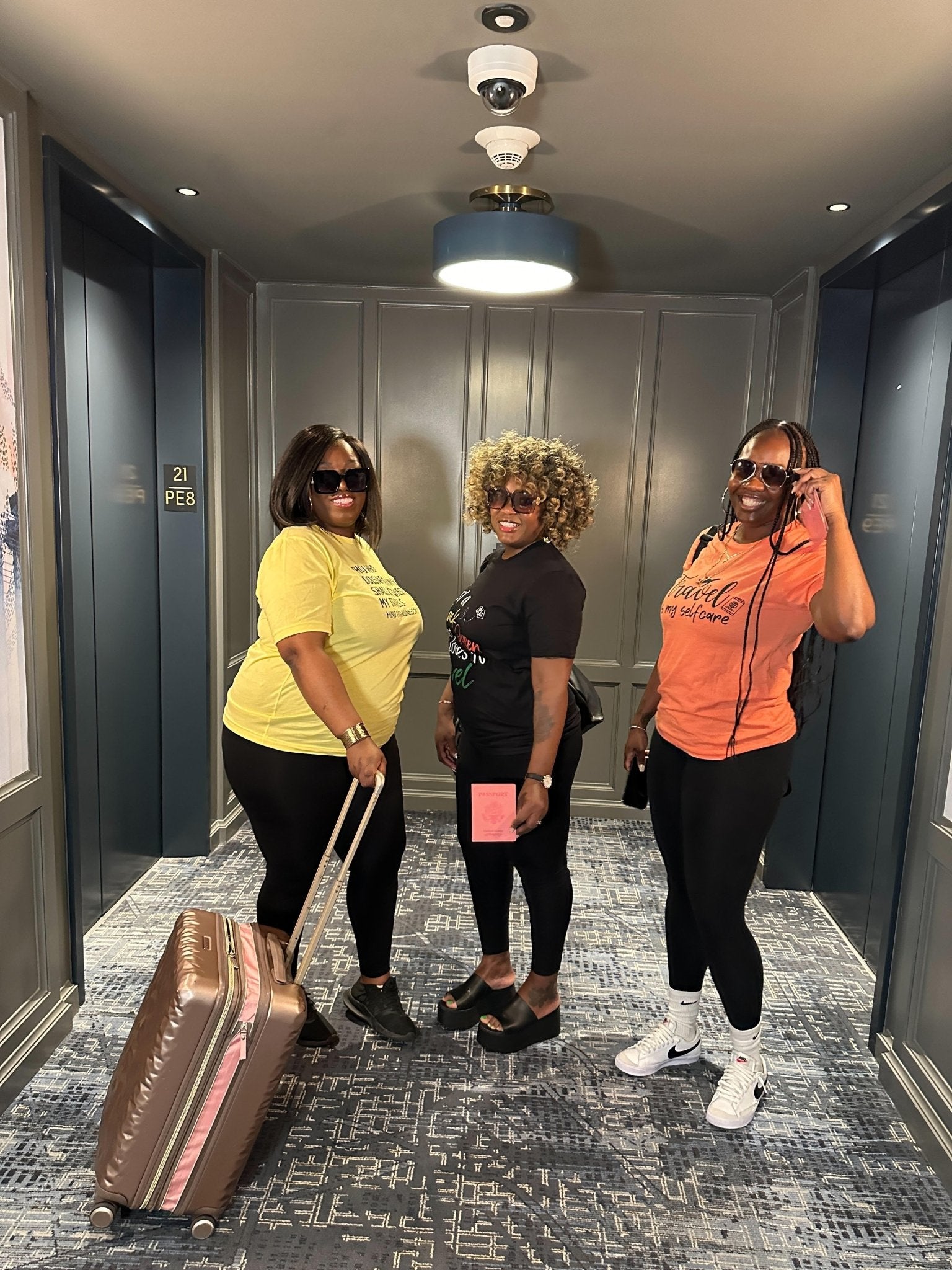 Vacay Mode Jeweled Sunglasses |Estimated Ship Date: 6/26 - 6/30/24 - Her Pink PassportBrown